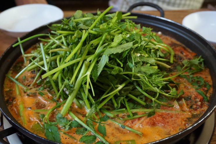  광명 소하동 맛집/광명 동굴 맛집 - 기와집메기매운탕 얼큰한 국물 수제비 무한 제공