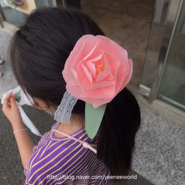  조카 생일 선물 실버볼팔찌 스케쳐스 운동화