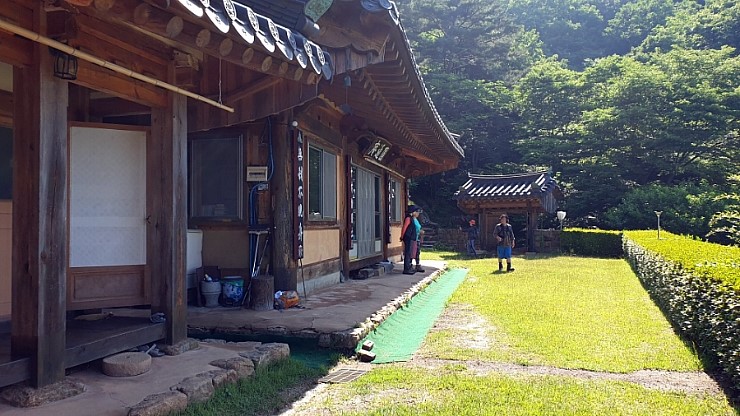  2019-16. 지리산 의신마을 윗쪽의 원통암