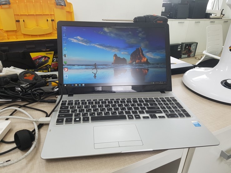 청주컴퓨터수리(043-298-8809)-율량동 컴퓨터수리때문에 내방하신 고객님