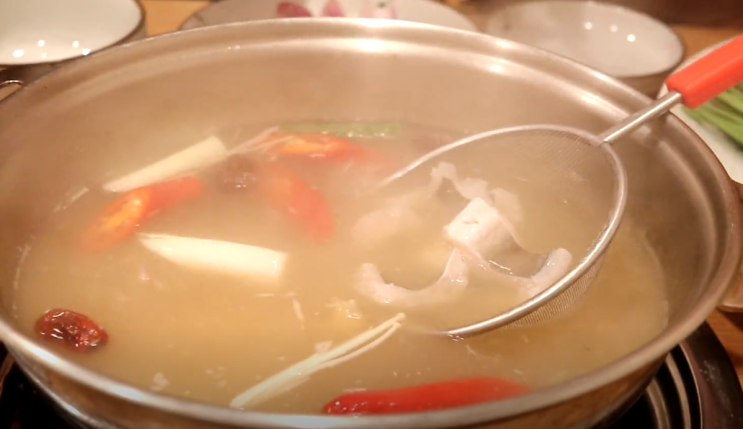  살맛나는오늘 샤브샤브 꽃장어 샤브샤브 목화꽃탕수육 오천만의 메뉴 노원구 중식당 중국집 용인 홍춘 리얼맛집 여수 경도회관 인절미탕수육 산더미탕수육