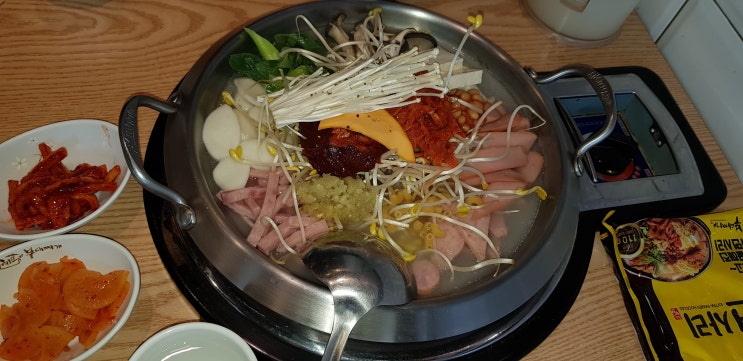 천안 신방동 쉐프부대찌개에서 점심 먹고 왔습니다!!!