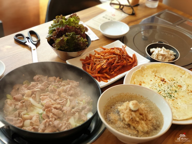  안양 맛집 - 안양역 댕리단길 천이식당 : 기발한 아이디어, 훌륭한 맛에 가성비 킹왕짱, 피자에 싸먹는 돼지불고기와 매운 무볶음, 냉면과 즉석 솥밥까지