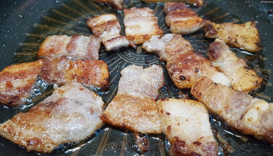  삼겹살 황금레시피 간단메뉴로 좋네