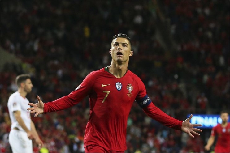 2019 UEFA 네이션스리그 결승전. 포르투갈, 네덜란드 꺾고 우승 트로피 들다.
