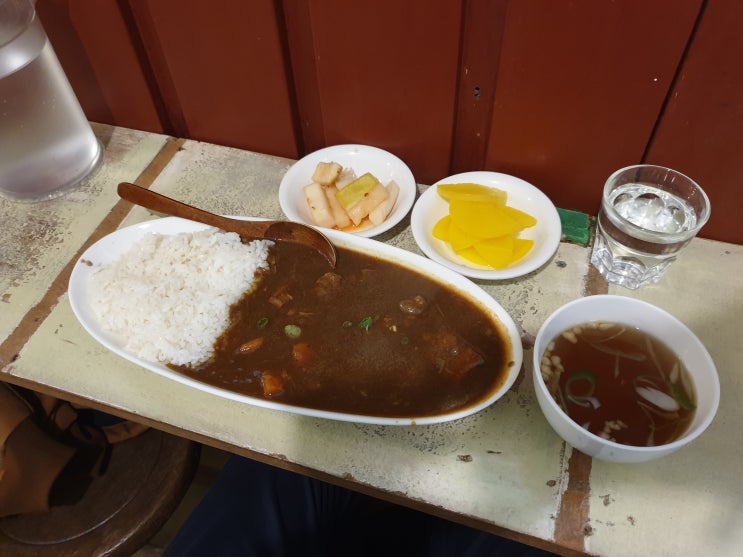  [종로] 진하게 끓인 카레가 맛있었던 익선동 우동맛집 '4.5평 우동집'