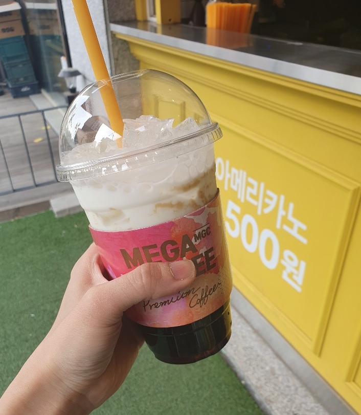  인천메가커피 흑당버블티를 e음카드로!