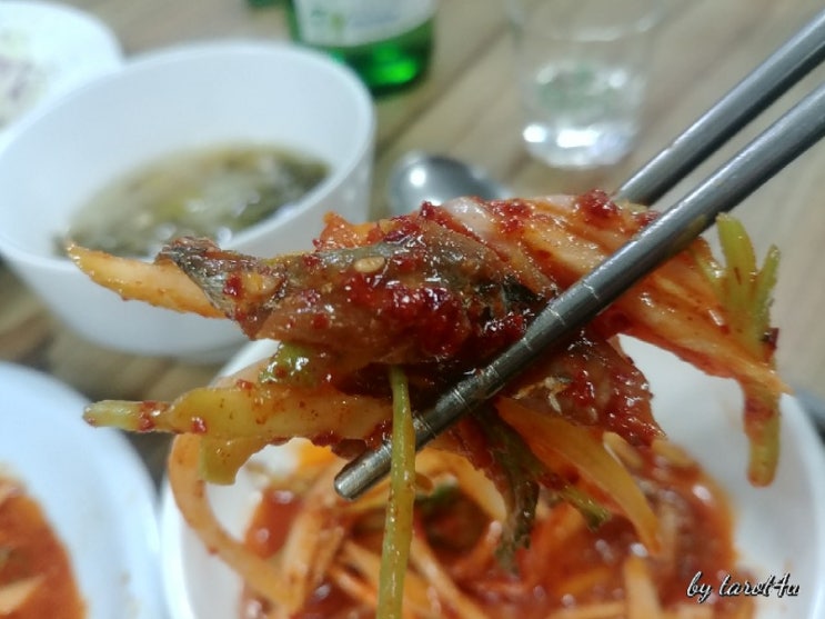  멸치회무침 (신길 삐순이기사식당)