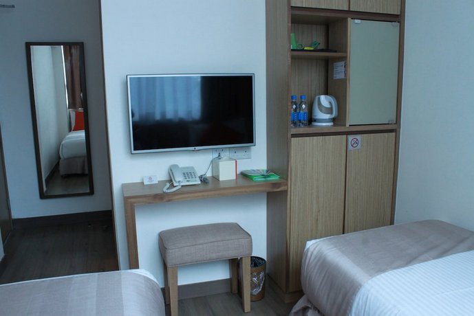  홍콩 호텔 추천 - 시뷰 홀리데이 리조트 (Seaview Holiday Resort) 가격정보, 주변관광지, 예약