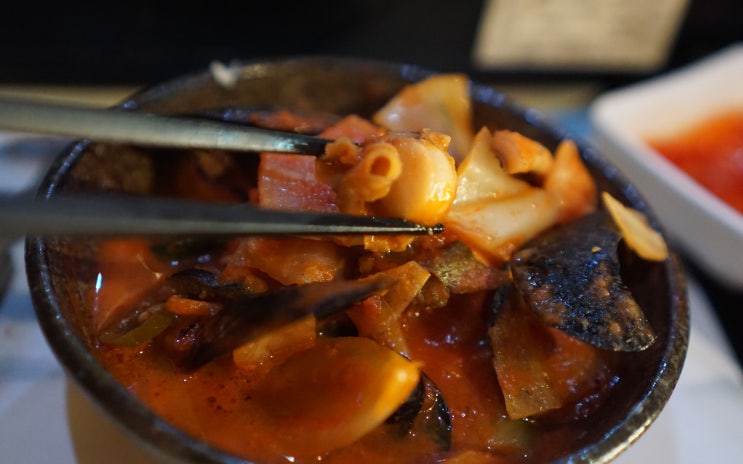  강남 맛집 나혼자산다보고 편백찜먹으러!