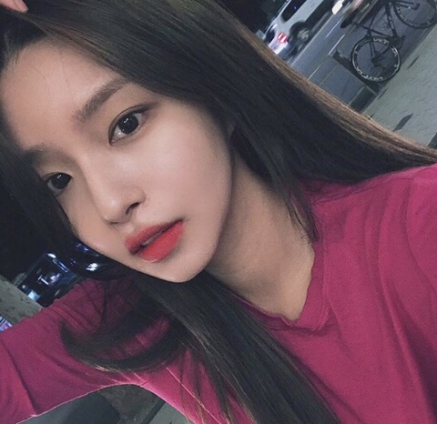  최애 연예인,, 채지안 존예탱...