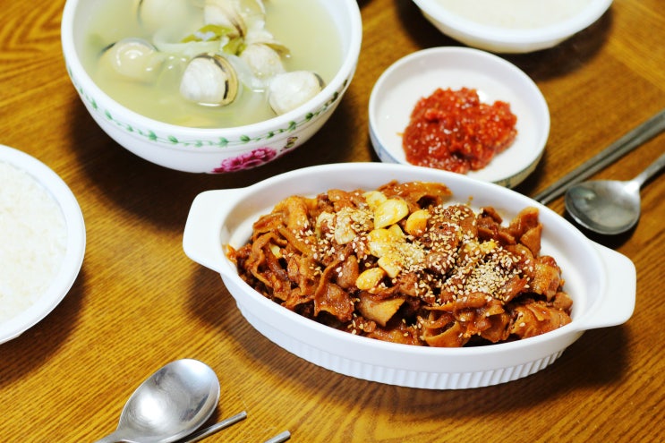  고추장삼겹살 대패삼겹살로 만드는 방법! 동죽요리와 함께~