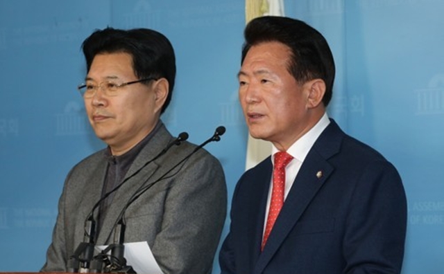  홍문종 탈당 시사 파장 일파만파