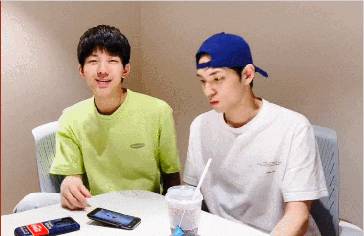  V앱  : 190611 데이식스 구막현막의 고민상담소 :D