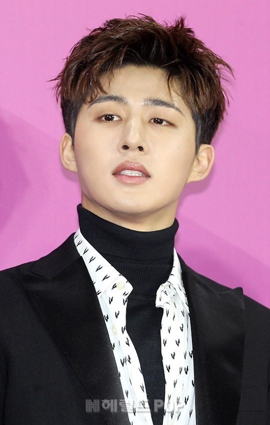  비아이. 마약의혹→탈퇴·계약해지→프로필 삭제‥YG의 빠른 흔적지우기 