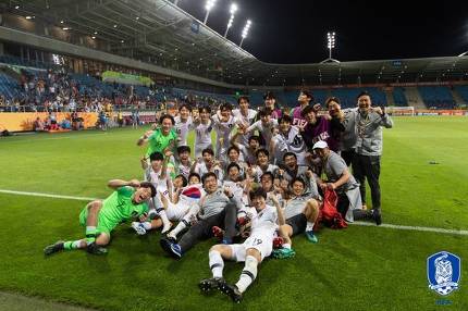  유럽 베팅업체들 , " 우크라이나 , 한국 꺾고 U-20 WC 우승 "