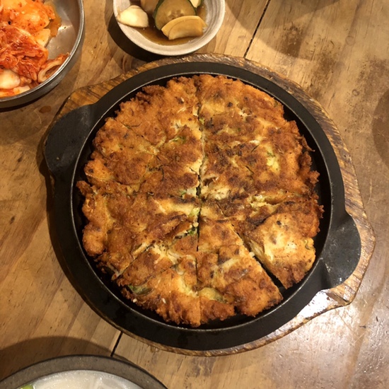  동대문역사문화공원역 맛집 :: 패션도매시장 옆 느티나무 설렁탕 ,녹두빈대떡까지!