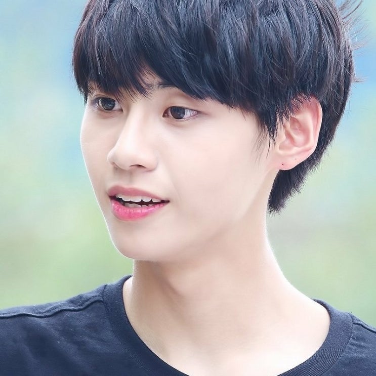  초여름 上 / 이진혁 빙의글/ 프로듀스X빙의글/이진혁나페스/프듀빙의글