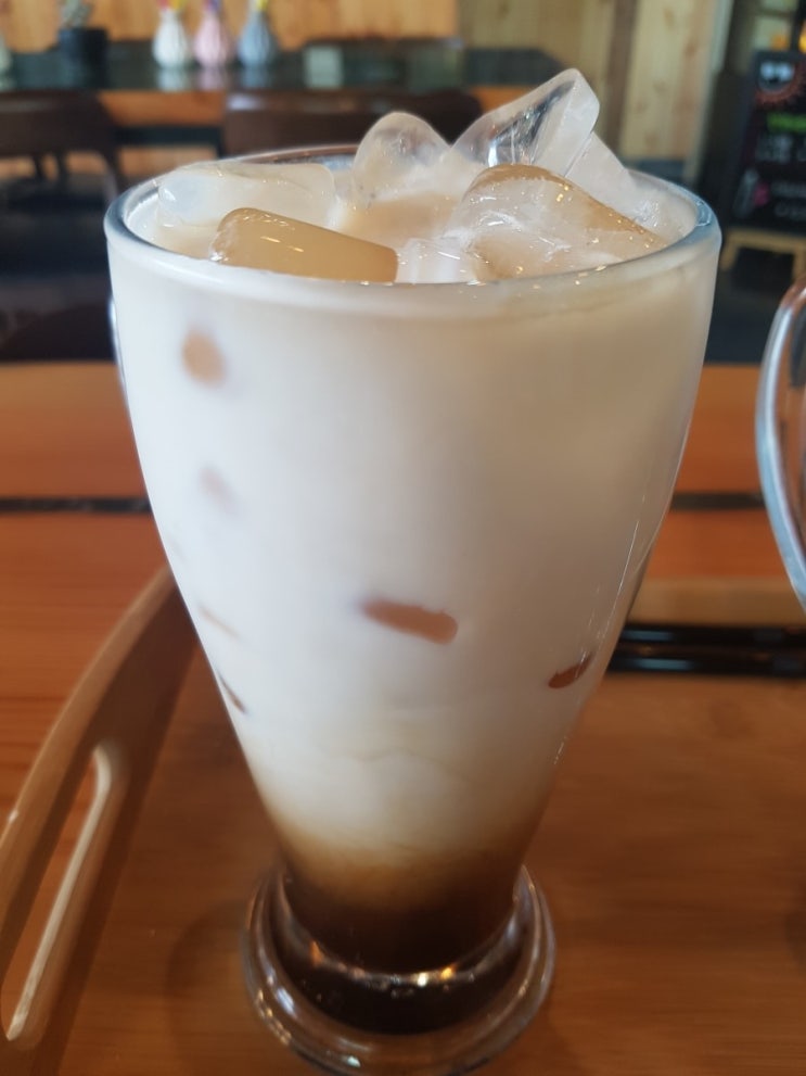  이색카페 김포 카페위덴 다녀왔어요