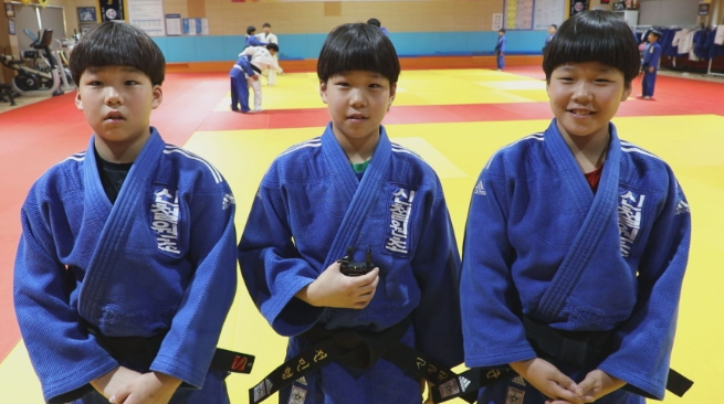  영재발굴단 송시현 13살 기타 천재 마룬파이브 극찬 멘토 김현철 영재발굴단 전민성 12살 유도 영재 소년 일란성 세쌍둥이 전민형 전민균 강원도 대표 신철원초등학교 선수 영재발굴단