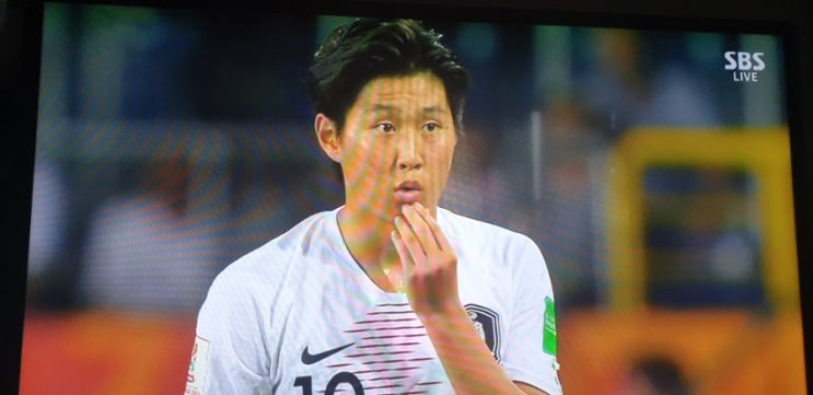  U~-20 4강전 에콰도르전 최준선수 시원한 선제골