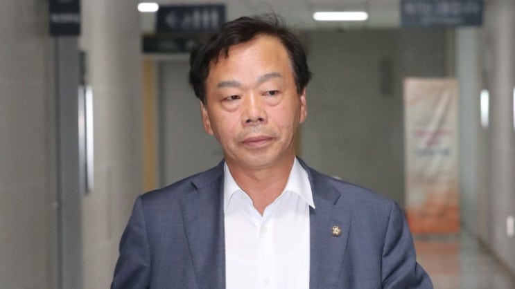  불법정치자금에 무고혐의까지 전)국회의원 이완영 응~항소기각, 의원직 박탈확정!!