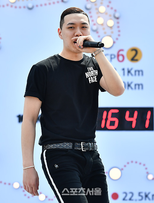  비아이 마약 논란으로 래퍼 비와이 곤욕