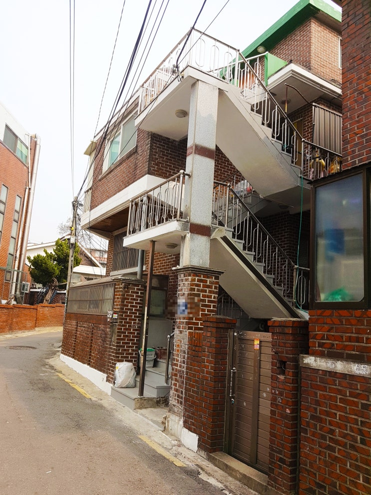 2번째 관악구 신림동 누수탐지 당곡사거리 근처 보라매동 노후 주택 반지하가 아닌 옥탑방 누수원인은 온수배관이 문제였습니다.