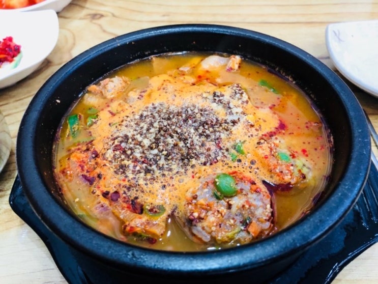  속초 전통이 있는 순대국밥집 투어하고 왔습니다