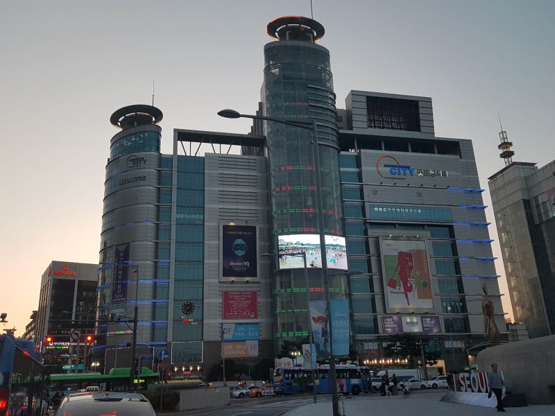 동대문VR 테마파크< 일루션월드> 에서 아이들과 함께 환상의 세계속으로!!