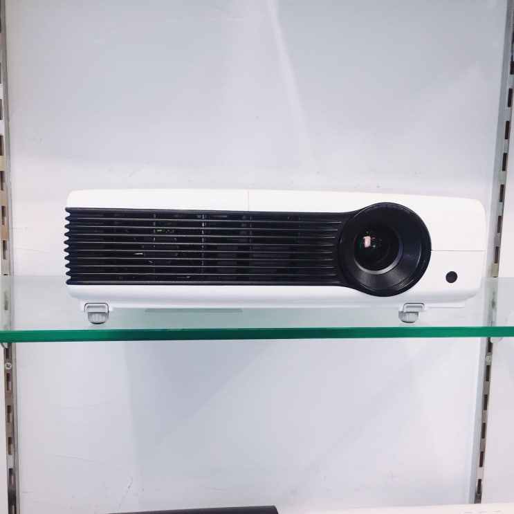  가정용 빔프로젝터 스크린 구입 및 설치 삼성 SP-M251W 추천