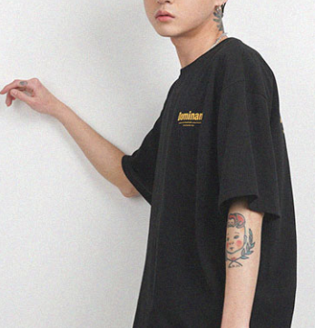  DOMINANT 도미넌트 - S/S 유니섹스 슬로건 반팔티 오버핏 DMNT19SS5 시즌