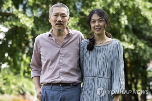  '김민희와 불륜' 홍상수 영화감독, 이혼 청구 기각_법원, "유책 배우자의 이혼 청구를 원칙적으로 허용하지 않고 있다"