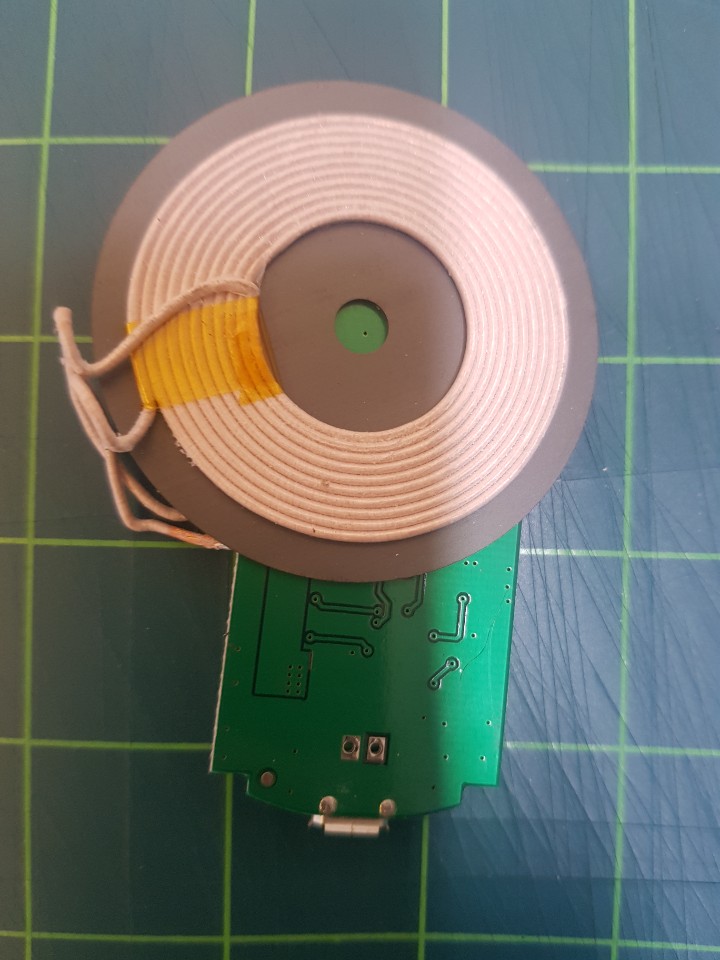  램마운트 무선충전기 DIY