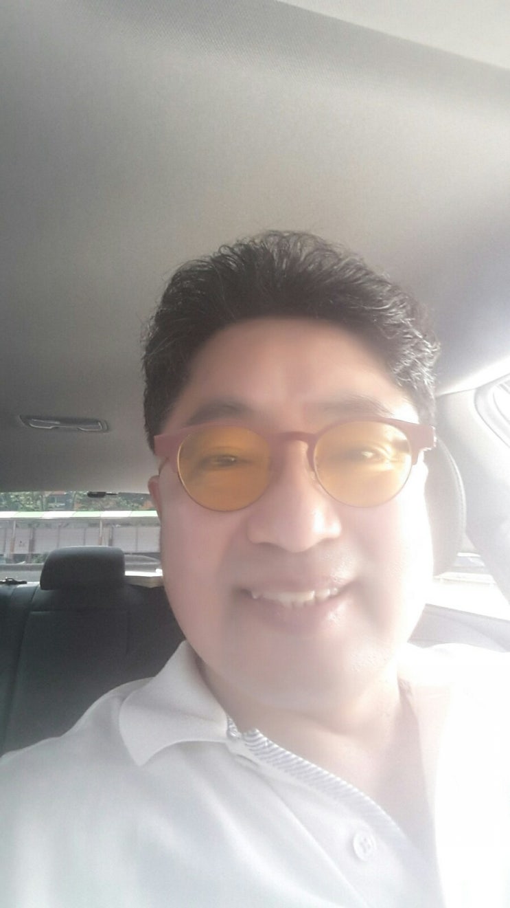  공무원시험 치는 아들을 기다리며