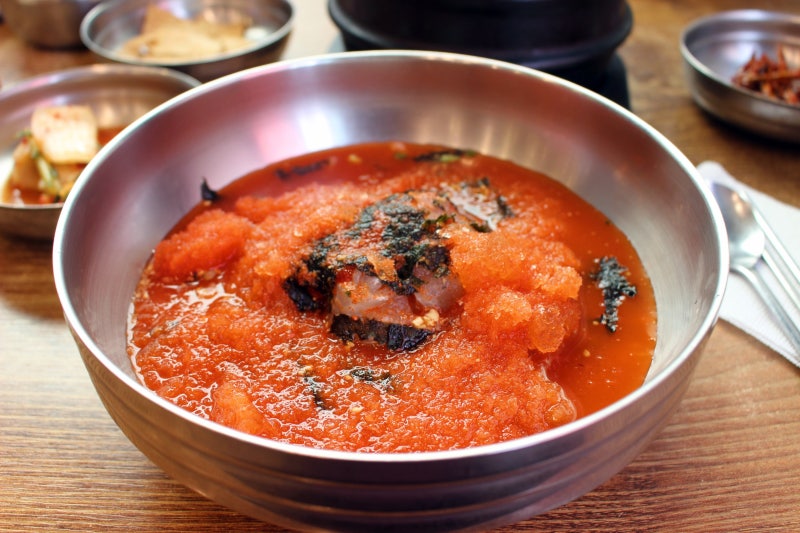 포항 물회 맛집 환여횟집 본점 입에 착 감기는 육수에 매운탕!