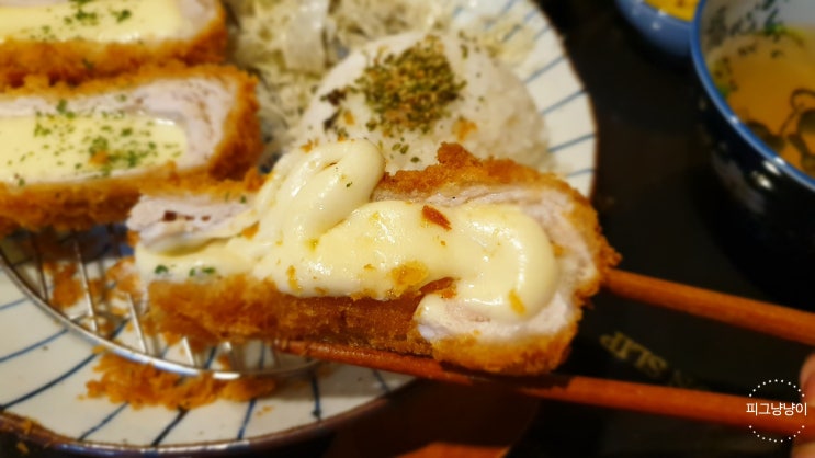  군자역 돈까스 맛집 푸짐하고 맛있