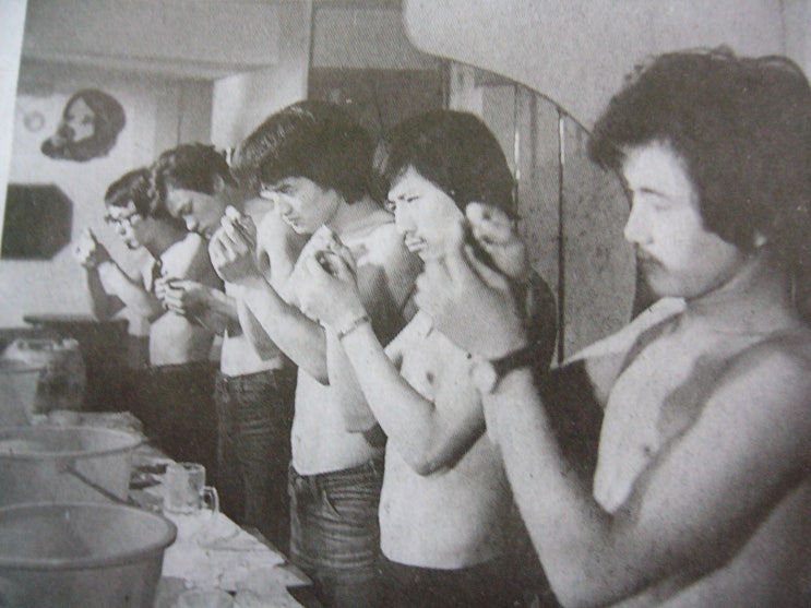  바보들의 행진(1975년)1/100