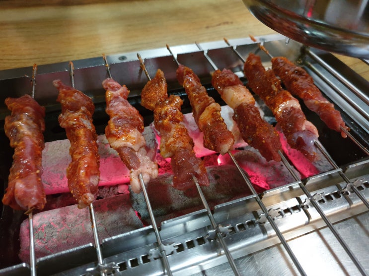 [망원동] 고기가 살아있는 양꼬치집 '천지양꼬치'