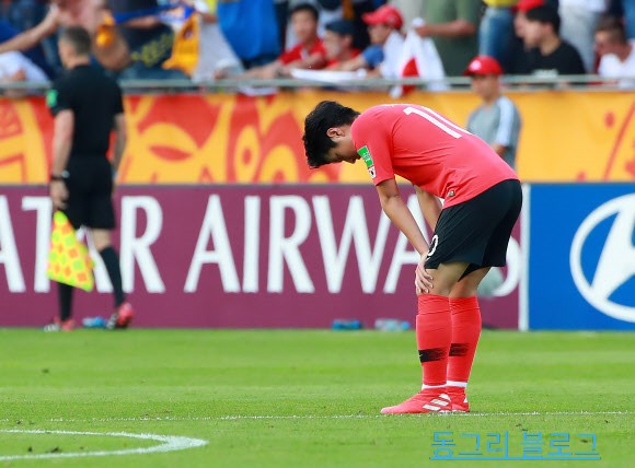  U20 한국 우크라이나 결승. 한국 준우승 . 이강인 골든볼 수상