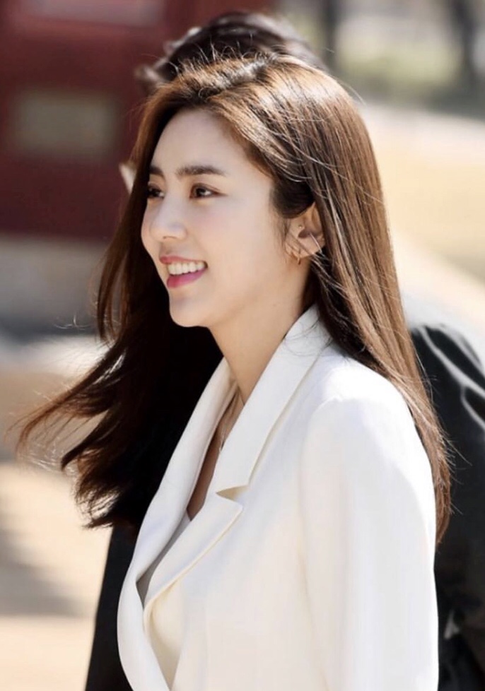  손담비 인스타그램 미운우리새끼 일요일 예능 "매~력이넘쳐요.