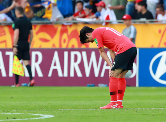  한국, 우크라이나에 1-3 역전패…최종 성적은 준우승으로 마무리  