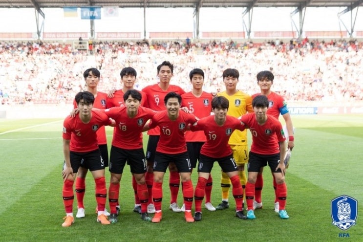  축구결승 U-20 한국 우크라이나에 1-3역전패..졌지만 잘 싸웠다/이강인 골든볼 수상