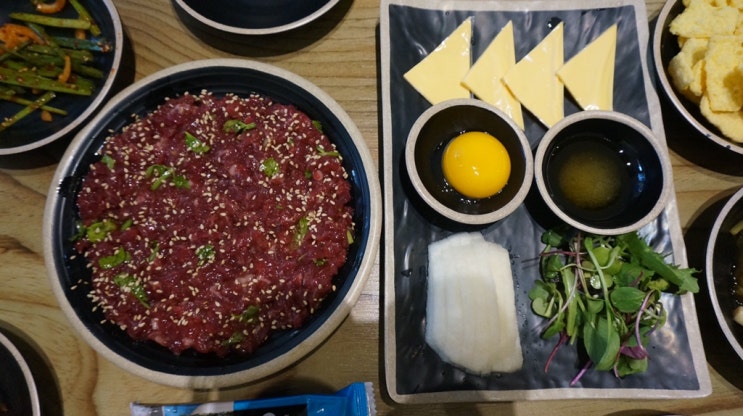  청주 산남동 한우 육회한뭉티기