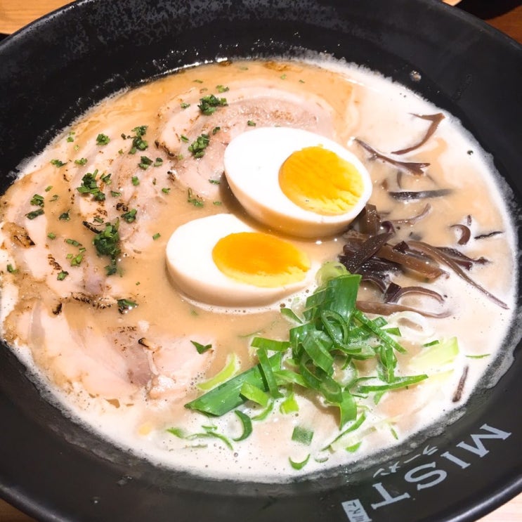 영통라멘 미스트라멘! 일본 정통 깔끔하고 깊은 맛!