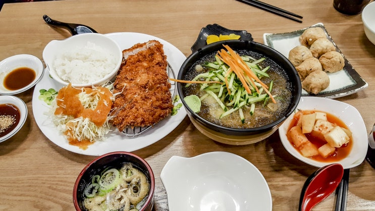  압구정 냉모밀 맛집, 하루 (Haru) 모밀국수랑 돈가스랑 유부초밥