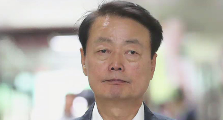  한선굣 한국당 사무총장의 건강상 사퇴!막말논란?!