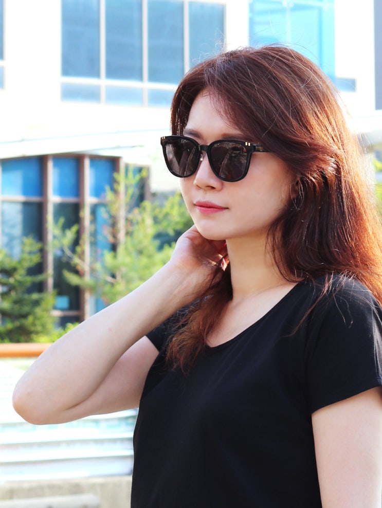  혜리가 쓴 키블리 카민 여자 선글라스 연예인 선글라스로 핫해