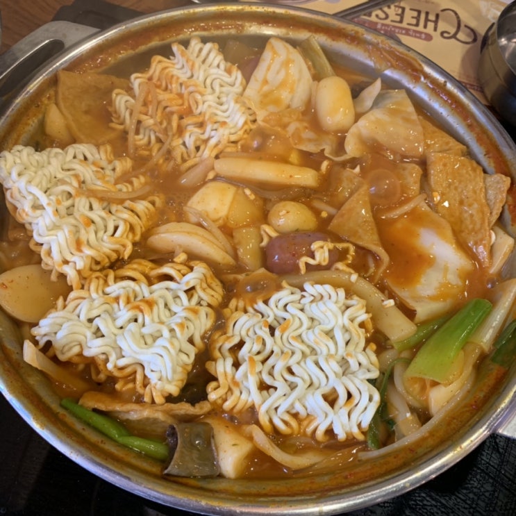  천안 신부동 즉석떡볶이, 두끼떡볶이