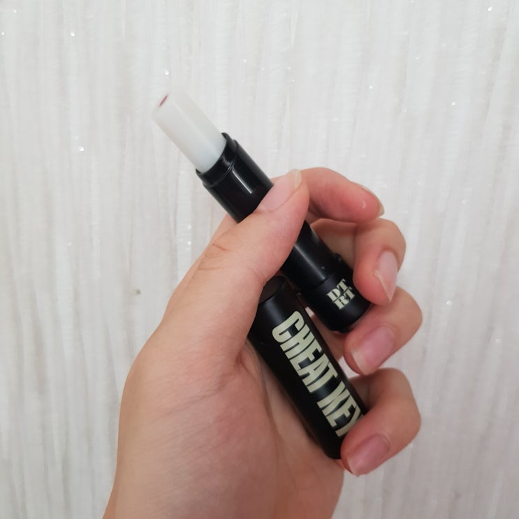  남자 립밤 추천 디티알티 립밤 치트키_꿀 생기 컬러
